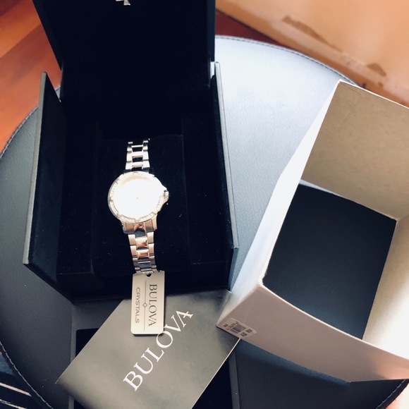 Watch - Picture 5 of 6